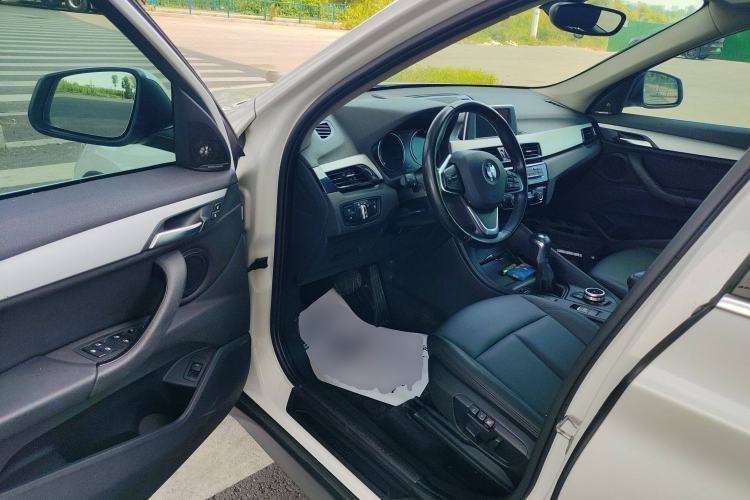 Used BMW X1 2018 sDrive20Li Leading Model
