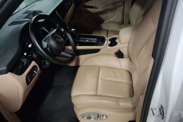 Used Porsche Macan 2023 Macan 2.0T
