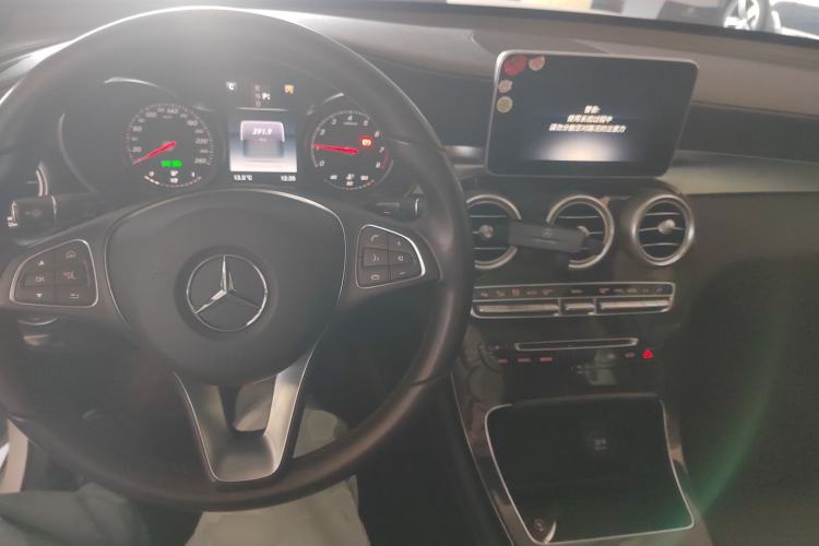 Used Mercedes-Benz GLC 2019 GLC 260 L 4MATIC Dynamic Model
