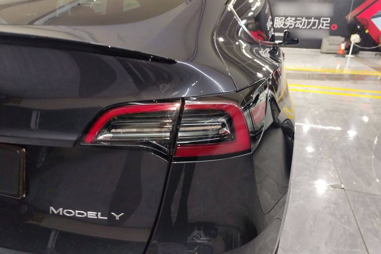 Used Tesla Model Y 2024 Long-Range All-Wheel-Drive Version
