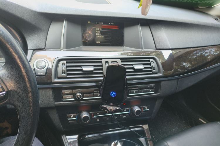 Used BMW 5 Series 2014 525Li Leading Model
