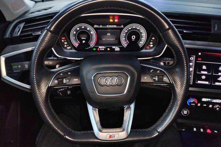 Used Audi Q3 Sportback 2022 40 TFSI Fashion Model
