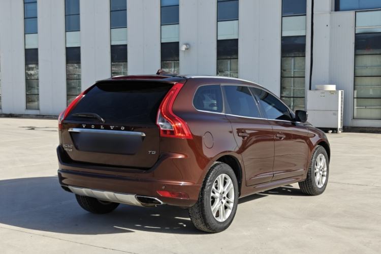 Used Volvo XC60 2015 T5 Smart Upgrade Model
