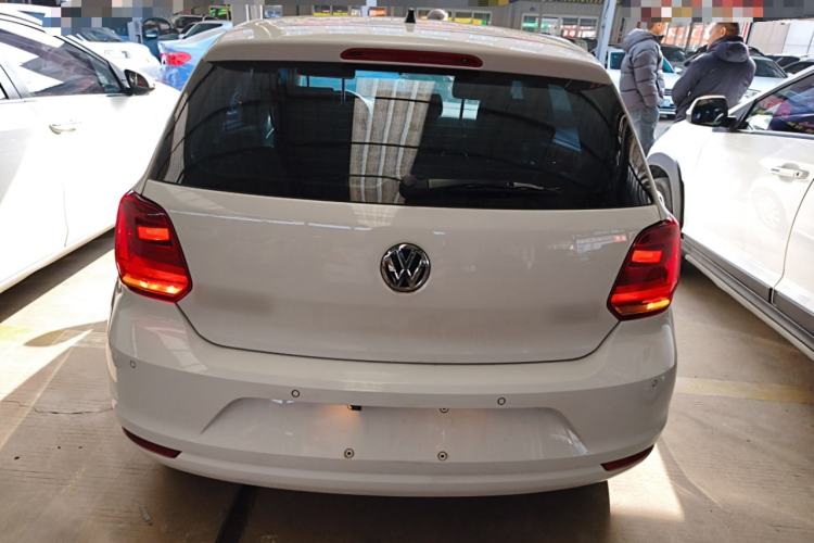 Used Volkswagen Polo 2014 1.4L Automatic Comfort Edition

