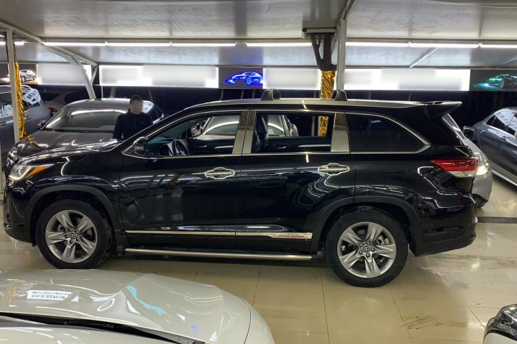 Used Toyota Highlander 2021 2.0T Four-Wheel Drive Luxury Edition 7 Seats
