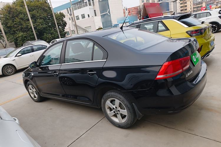 Used Volkswagen Santana 2015 1.4L Manual Fashion Edition
