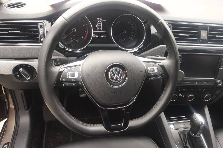 Used Volkswagen Sagitar 2018 280TSI DSG Comfort Model
