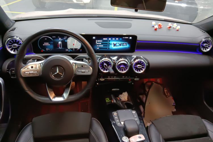 Used Mercedes-Benz A-Class 2020 Restyled A 200 L Sport Sedan Fashion Version
