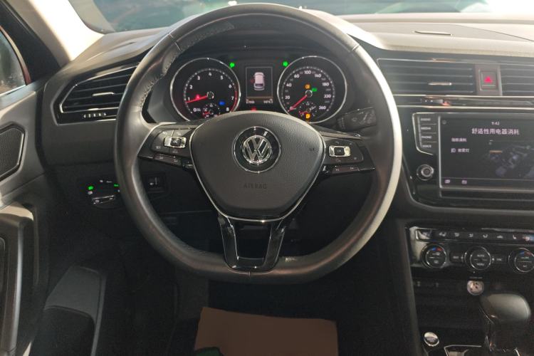 Used Volkswagen Tiguan L 2017 330TSI Automatic Two-Wheel Drive Luxury Edition
