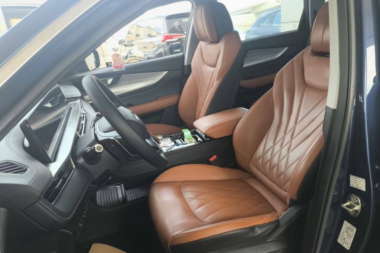 Used Chery Tiggo 8 PLUS 2021 290TGDI DCT Luxury Edition
