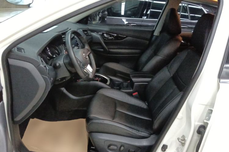 Used Nissan X-Trail 2019 2.0L CVT Smart Connect Comfort Edition 2WD
