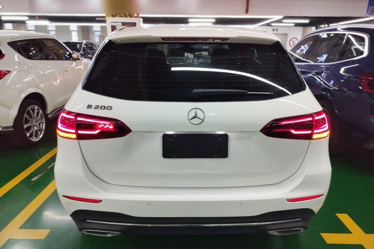 Used Mercedes-Benz B-Class 2022 Updated B 200 Fashion Edition
