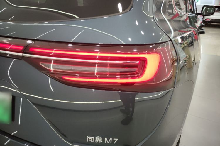 Used Hima AITO M7 2024 1.5T Intelligent Drive Rear-Drive Ultra Version 5 Seats
