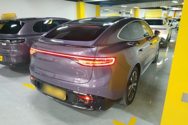 Used Hima Luxeed R7 2025 Range-Extended Version 251 km Max
