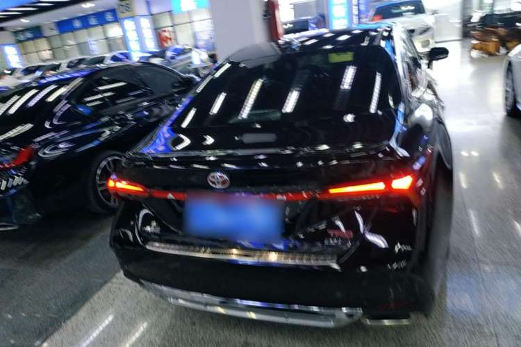 Used Toyota Avalon 2019 2.5L Ambition Version China VI Standard
