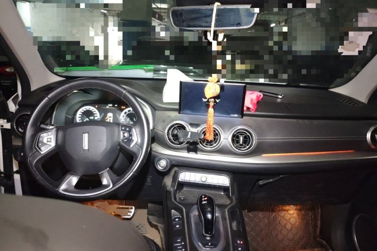 Used Wey VV6 2018 2.0T Two-Wheel-Drive Ultra-Luxury Version China V Standard