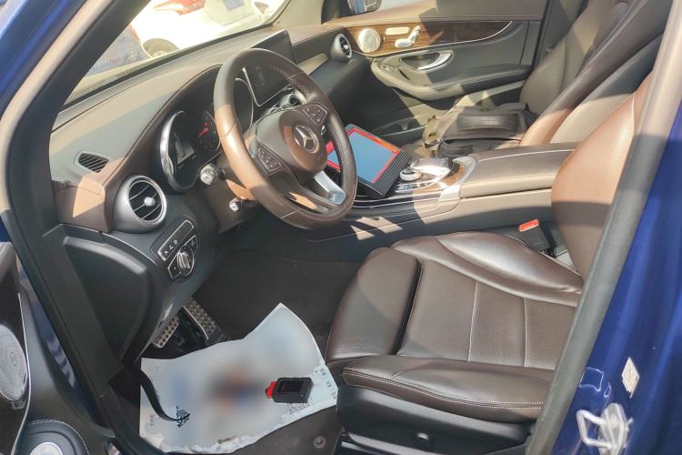 Used Mercedes-Benz GLC 2018 GLC 260 4MATIC Luxury Model