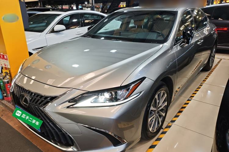 Used Lexus ES 2023 200 Excellence Edition