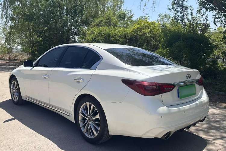 Used Infiniti Q50L 2018 2.0T Enjoyment Version China VI Standard
