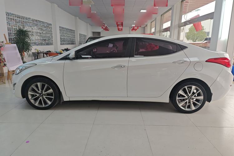 Used Hyundai Elantra 2015 1.6L Automatic Leading Model