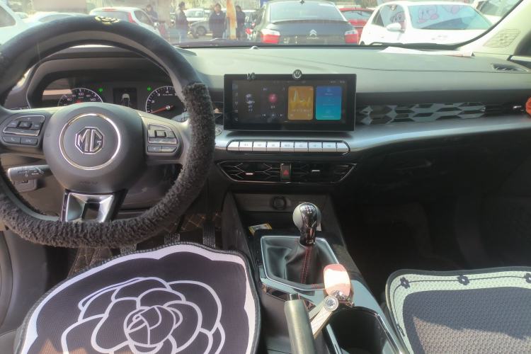 Used MG 5 2023 180 DVVT Manual Fashion Edition
