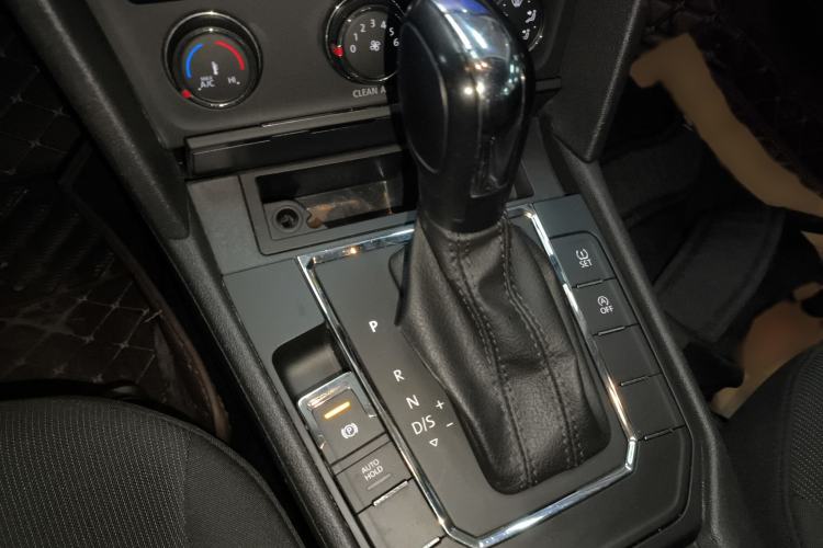 Used Volkswagen Lamando 2018 230TSI DSG Fashion Edition