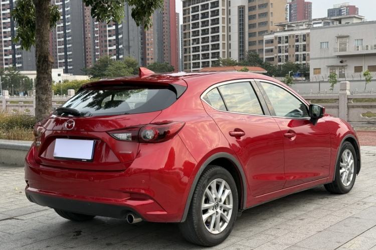Used Mazda Mazda 3 Axela 2017 Hatchback 1.5L Automatic Luxury Model Emission Standard China V

