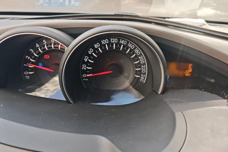 Used Toyota Verso 2014 Starlight 180G CVT Deluxe Multi-Function Edition
