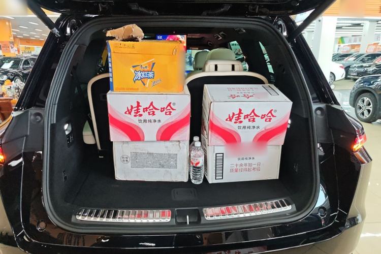 Used Li Auto L9 2022 Max model
