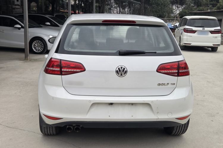 Used Volkswagen Golf 2015 1.4TSI Automatic Luxury Model
