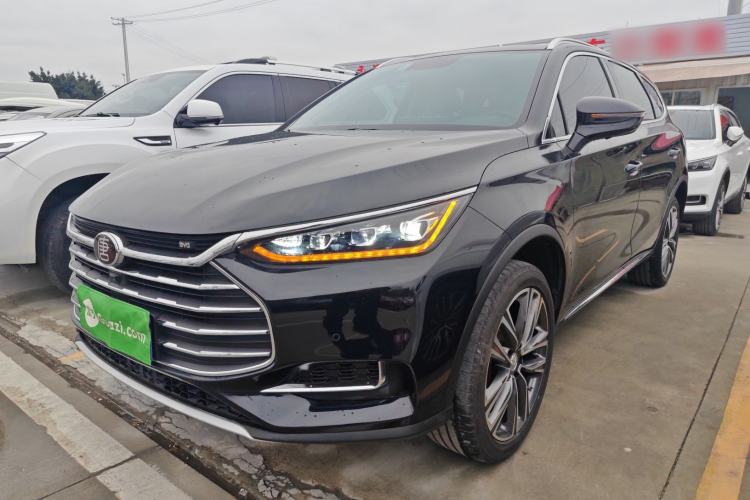 Used BYD Tang 2018 2.0T Automatic Smart Connect Prestige 7-Seater China V Standard