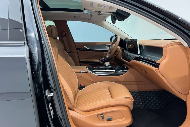 Used Hongqi H9 2024 2.0T Qixiang Private Style Edition
