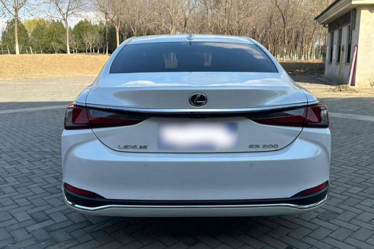 Used Lexus ES 2023 200 Excellence Edition