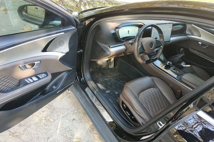 Used BYD Han 2023 DM-i Champion Edition 121KM Prestige Model
