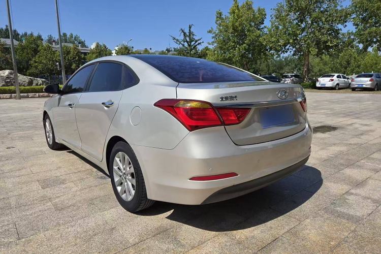 Used Hyundai Mistra 2014 1.8L Automatic Smart GLS
