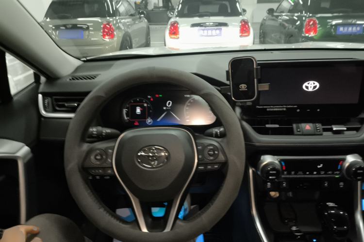 Used Toyota RAV4 2024 2.0L CVT Two-Wheel Drive Fashion Plus Edition
