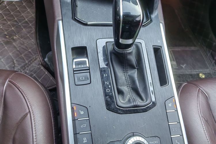 Used Wey VV7 2017 2.0T Flagship Edition
