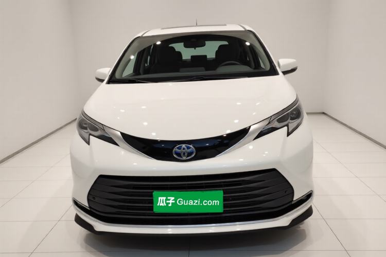 Used Toyota Sienna 2021 2.5L Hybrid Premium Edition