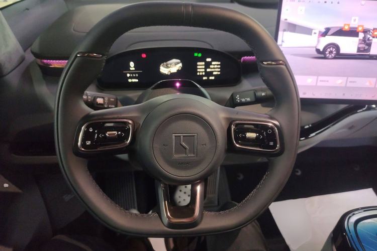 Used Zeekr MIX 2025 Intelligent Driving Version
