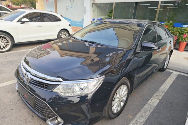 Used Toyota Camry 2015 2.0G Premier Edition
