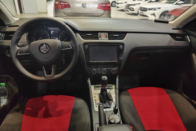 Used Skoda Octavia 2018 1.6L Automatic Comfort Edition
