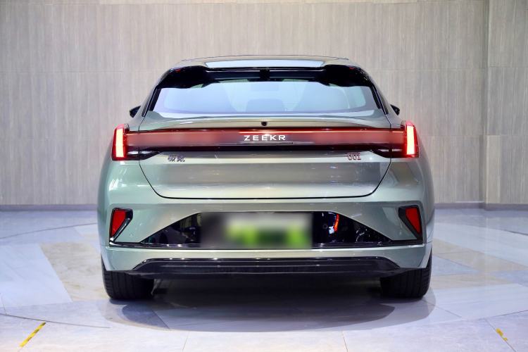 Used Zeekr 001 2025 WE Edition 100 kWh Rear-Wheel Drive
