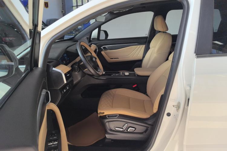 Used Geely Auto Haoyue L 2023 2.0T DCT Flagship Version