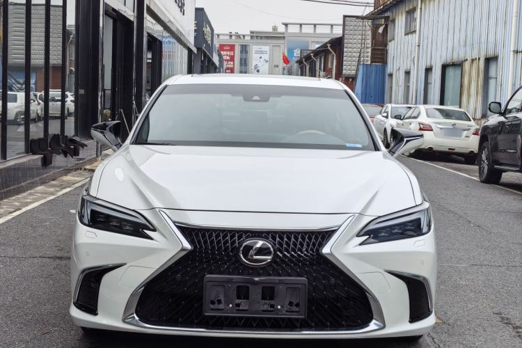 Used Lexus ES 2025 200 Premium Edition