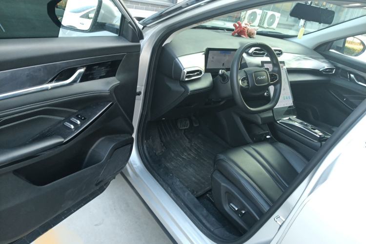 Used Dongfeng Aeolus Mage 2023 DH-i 1.5T Luxury Edition
