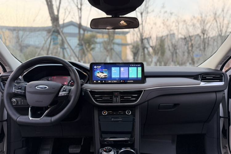 Used Ford Escape 2020 EcoBoost 245 Two-Wheel-Drive Titanium Edition