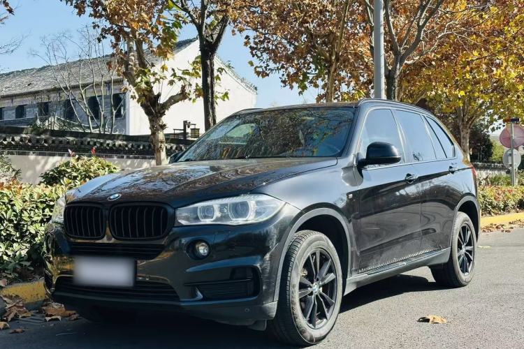 Used BMW X5 2015 xDrive28i
