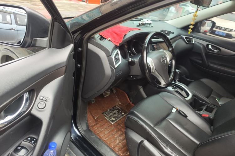 Used Nissan X-Trail 2014 2.0L CVT Smart Edition 2WD
