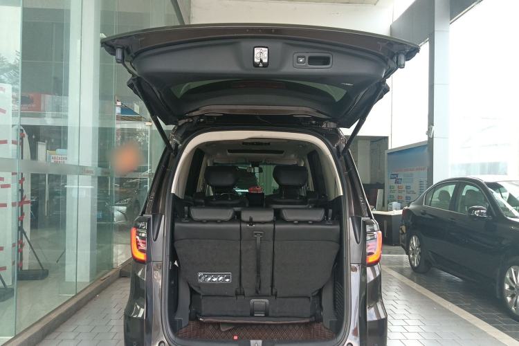 Used Honda Elysion 2022 2.0L eHEV Luxury First Edition
