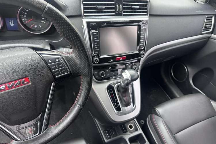 Used Haval H6 2015 Sport Edition 1.5T Automatic Two-Wheel Drive Luxury Model
